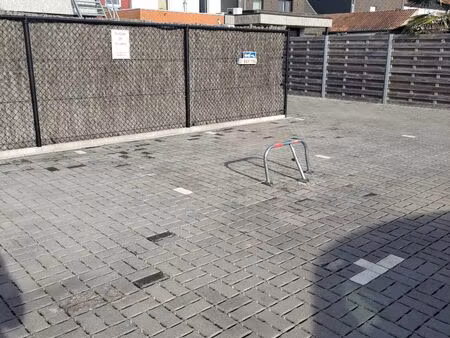 parking à louer à kortrijksesteenweg 152 deinze (rwc43132)