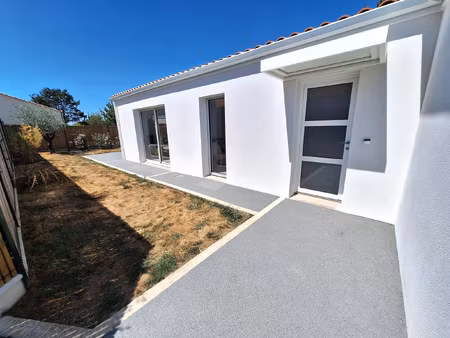 rare - maison neuve meublee de plain pied t4