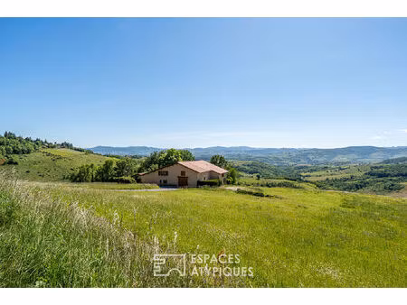 ancienne ferme à rénover avec sa vue imprenable