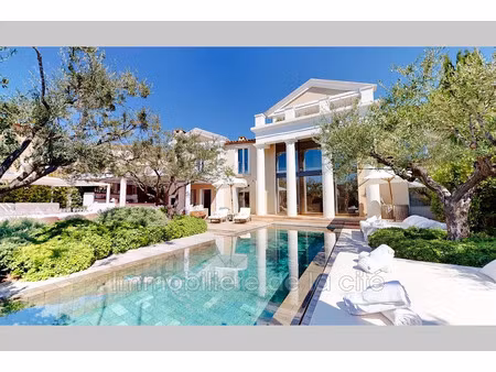 vente propriété 8 pièces 538 m² à port grimaud (83310)  nan €