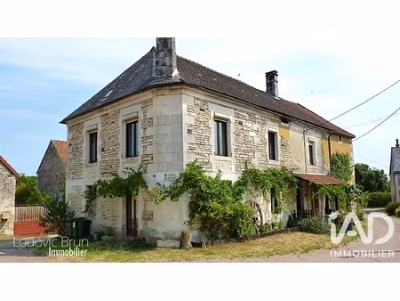vente maison de village 9 pièces