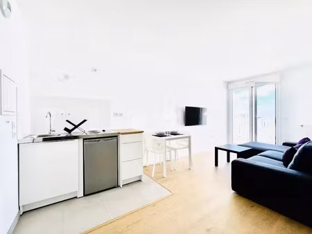 location meublée appartement 2 pièces 34 m² à bois-colombes (92270)  1 090 €