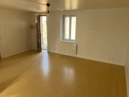 location appartement 3 pièces à bernières-d'ailly (14170) : à louer 3 pièces / 49m² berniè