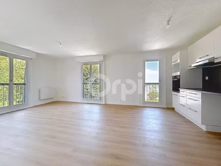 location appartement 3 pièces 60.37 m² à chantilly (60500)  1 200 €