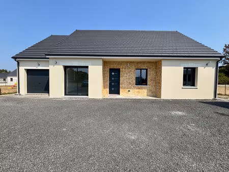 vente maison 4 pièces  97.00m²  chémery