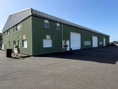 location local d’activités sance 71000 1020m²
