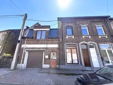 maison renove en 2025 de +/- 144m² avec 4 chambres + jardin
