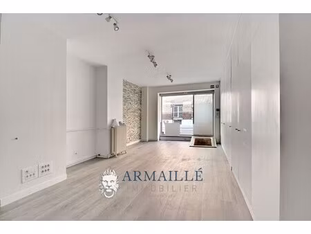 vente bureaux 77 m²