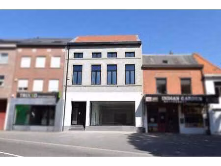 rez-de-chaussée commercial situé au cœur d'overijse