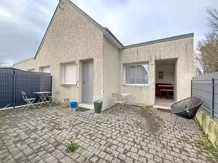 location meublée appartement 1 pièce 18.54 m² à larmor-plage (56260)  480 €