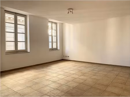location appartement 2 pièces 51 m² à beziers (34500)  390 €