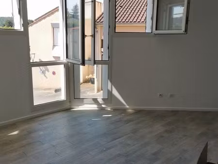 appartement t2 balcon + terrasse + box