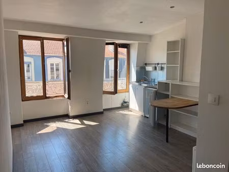 studio proximité lycée du parc lyon 69006