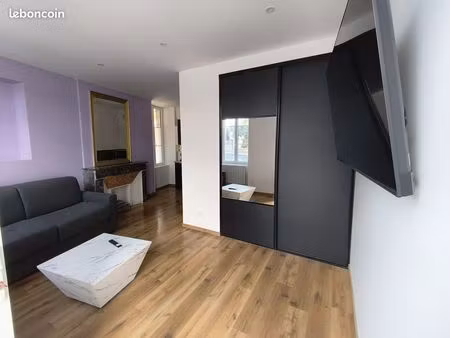 studio meublé