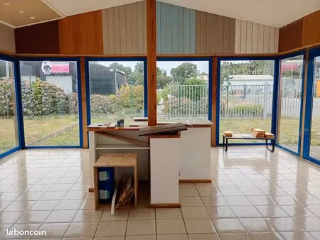 local commercial à louer