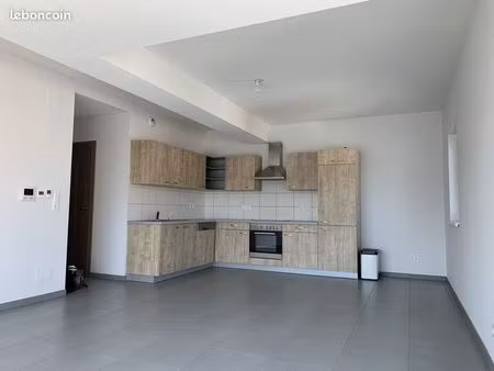 appartement 3 pièces 74 m²