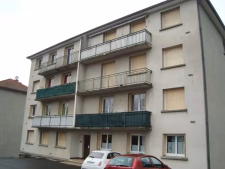 location appartement 3 pièces 77 m² à desertines (03630)  550 €