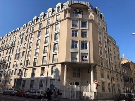 location meublée appartement 1 pièce 19 m² à lyon 7ème (69007)  677 €