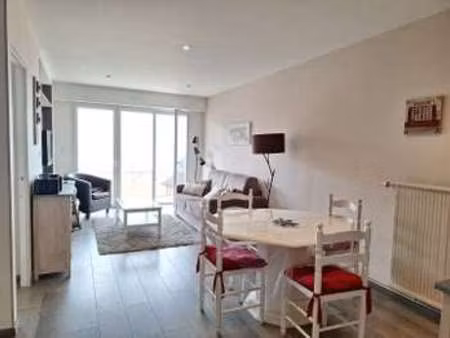location appartement 2 pièces meublé à saint-malo (35400) : à louer 2 pièces meublé / 57m²