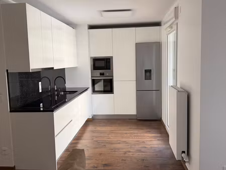 a louer  emplacement idéal pour frontaliers  t3 meuble