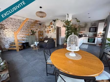 en exclusivité – magnifique triplex rénové avec terrasse à bischwiller