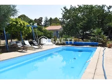 jolie maison avec piscine proche de la mer