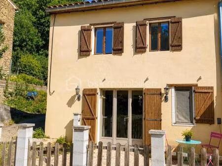 maison de 115 m² – un havre de paix pour les amoureux de la nature