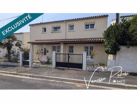 saint jean d'angély maison de 109 m² avec 3 chambres  jardin