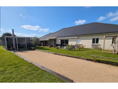 villa plain pied 6 chambres avec garage double à pointre