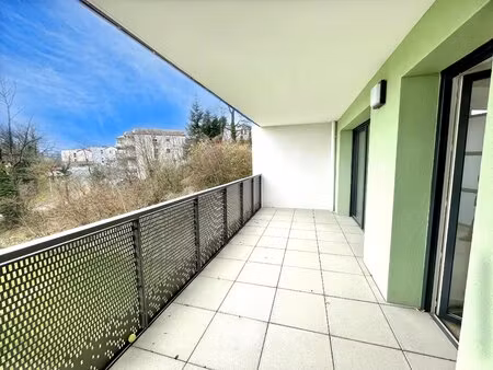 beau t3 avec grand balcon