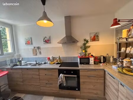 tres bel appartement au centre du tende  refait et equipe a neuf