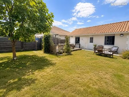 maison t2 bis avec grand jardin