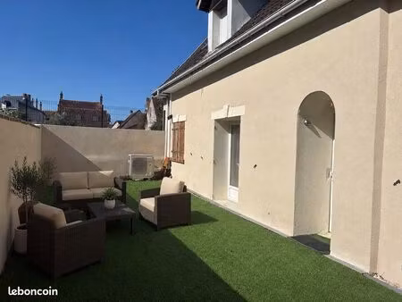 maison entièrement rénové à romorantin -149000