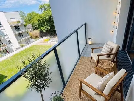 t2 36m2 2ème etage/4 balcon parking jardin