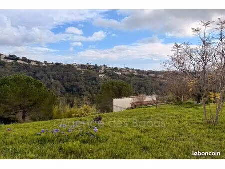 terrain 1330 m² la gaude
