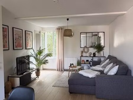 appartement t3 rénové – centre-ville de figeac