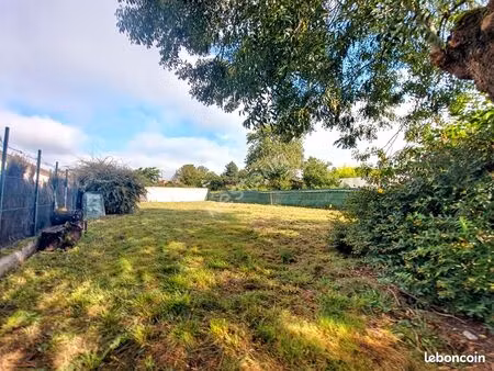 terrain 350 m² saint julien de concelles