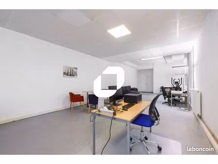 bureaux 80 m²