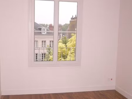 appartement f2 hyper centre orléans