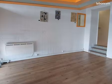 appartementt2 plein pied restauré st macaire en mauges