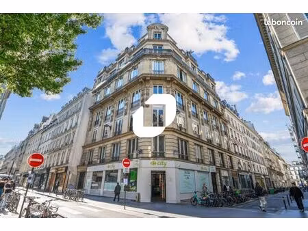 bureaux 632 m²