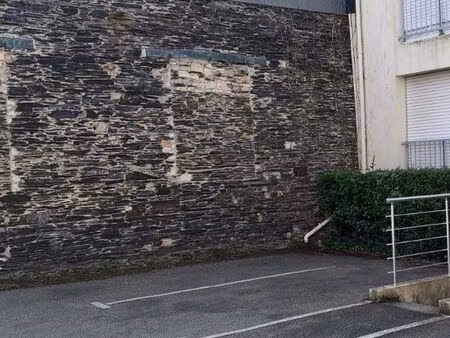 place de parking privative angers la madeleine