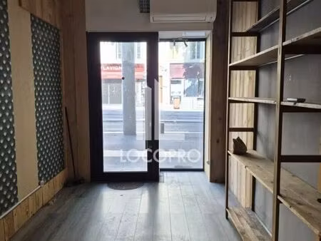 local commercial 28 m²