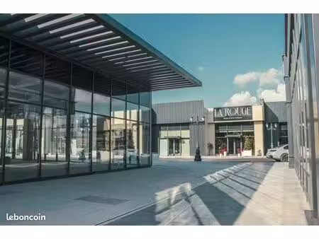 local commercial 650 m² marmande