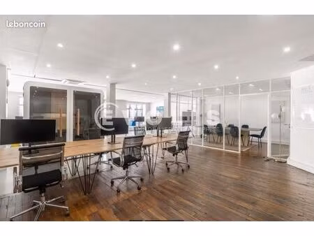 bureaux 330 m²