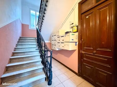 local 44 m² nice