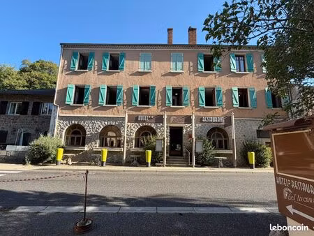 immeuble 627 m² montfaucon-en-velay