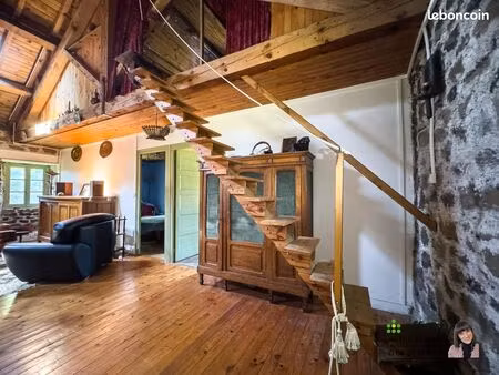 maison 12 pièces 256 m²