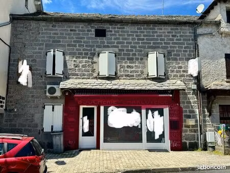 local commercial et habitation