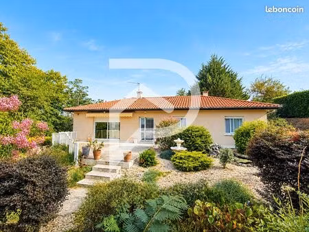 maison 6 pièces 150 m²